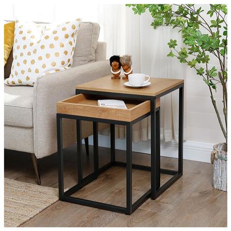 Set di 2 Tavolini QUENTIN, Impilabili, In Metallo e Legno Rovere